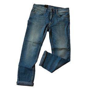 Calvin Klein Jeans Skinny Boyfriend NWT